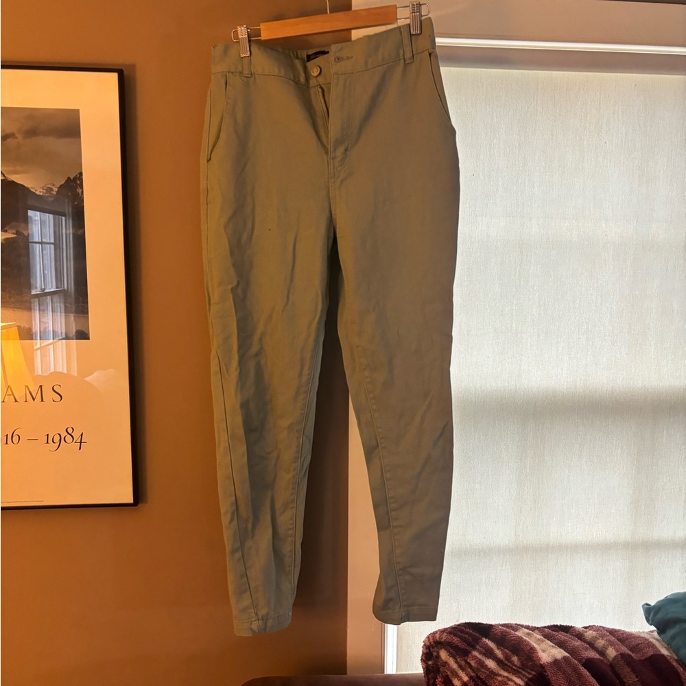 Women’s pants.  Medium.  Tan.